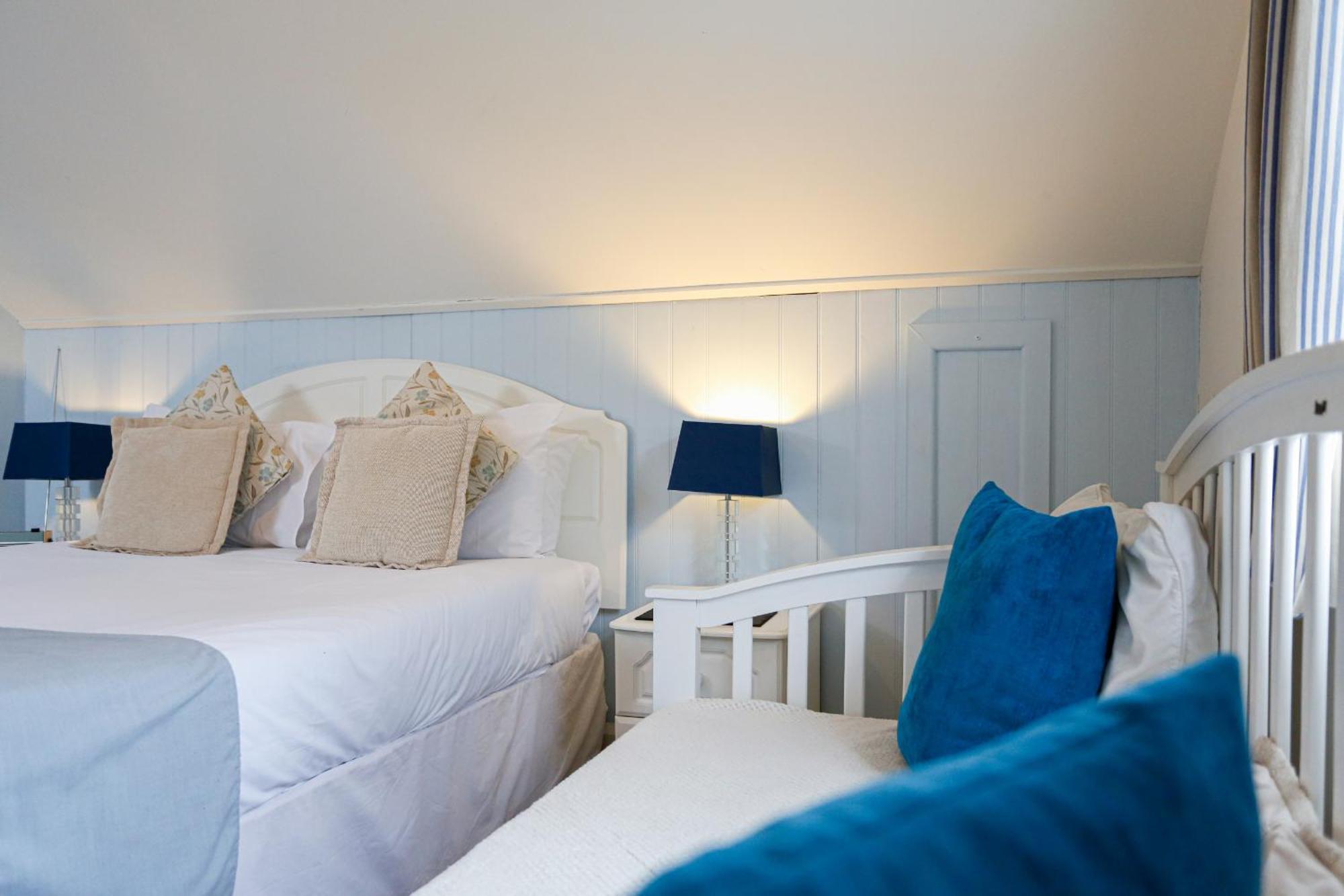 The Fishbourne Bed & Breakfast Fishbourne  Phòng bức ảnh
